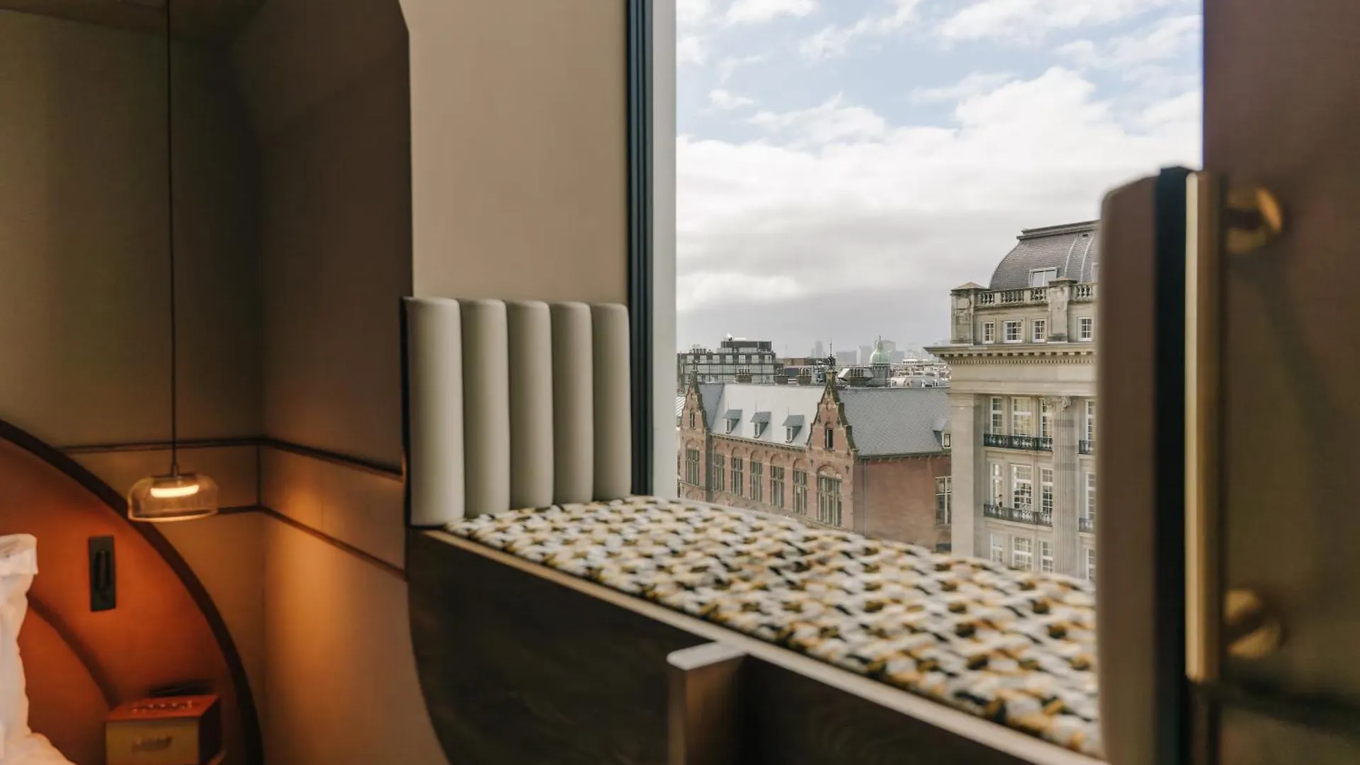 The Diamond Amsterdam Hotel