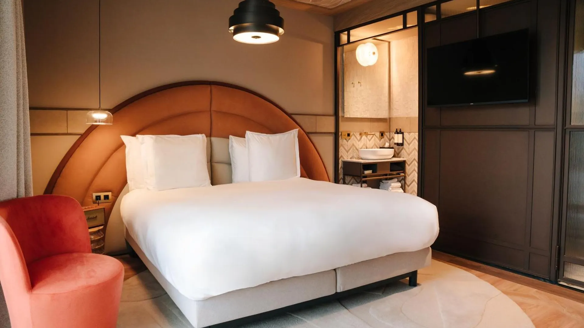 The Diamond Amsterdam Hotel